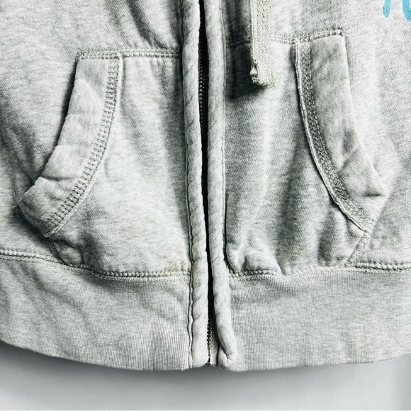 Aéropostale Sz XS Gray w/ Blue Bold Print On Front of Full Zip Hooded Jacket - Picture 3 of 9